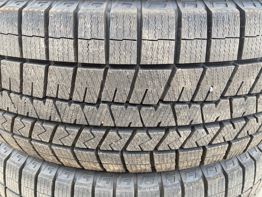 DUNLOP 225/65R17 24年製　冬タイヤ　【♯う-9②】