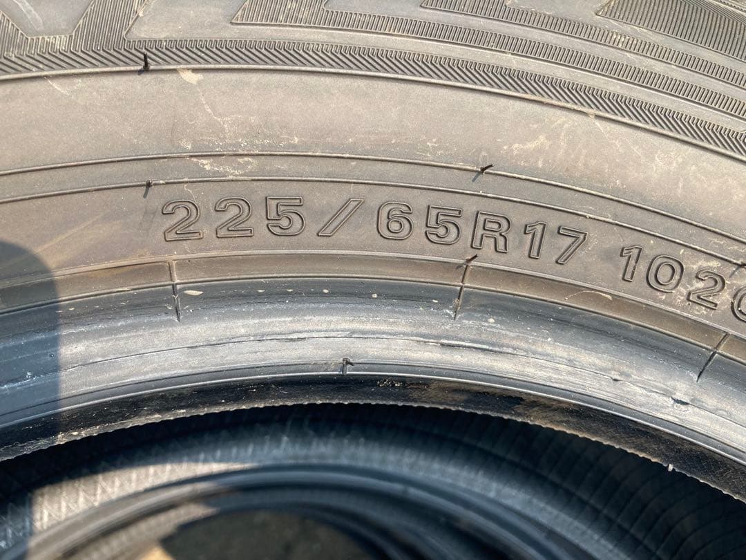 DUNLOP 225/65R17 24年製　冬タイヤ　【♯う-9②】