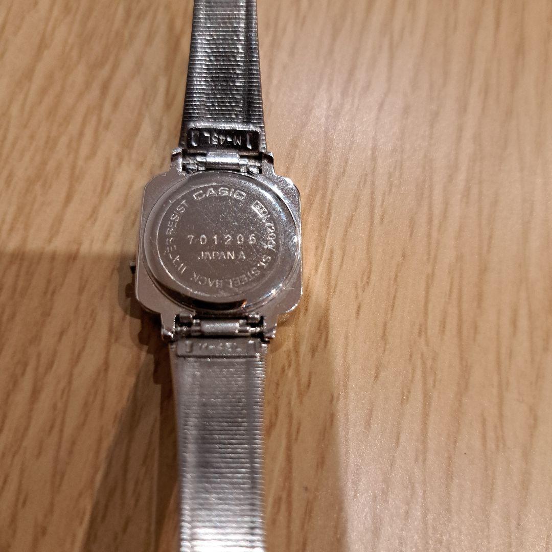 激レア　CASIO　Casiotron デジタル腕時計　L7200　ヴィンテージ