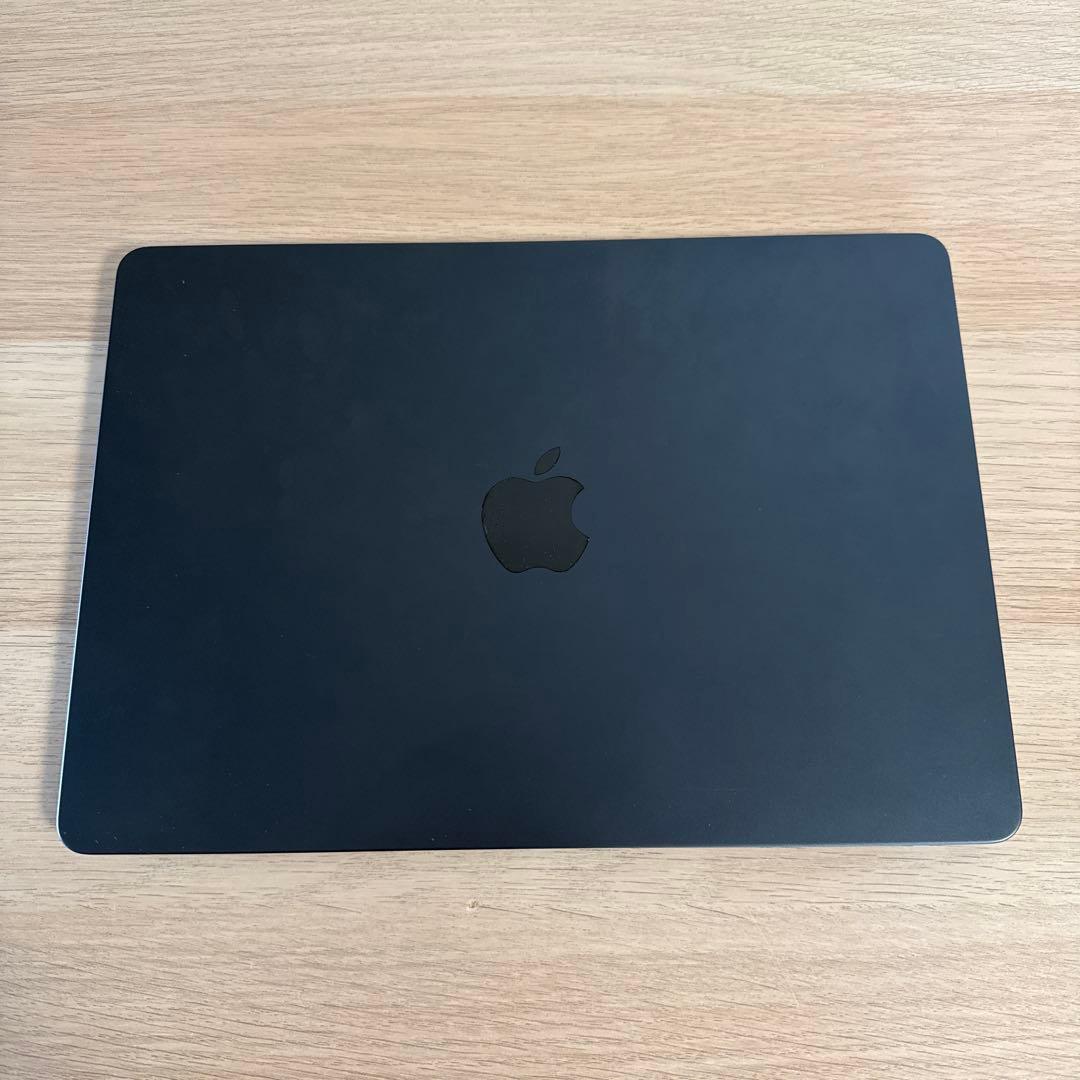 MacBook Air 13インチ M2 8GB 512GB