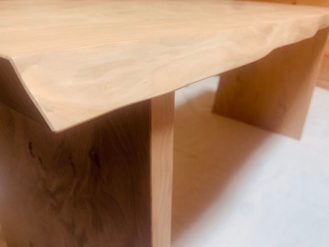 ✨無垢材・白木の美しさ【MUKU】限定製作②イヌマキサイドテーブル、TVボード✨