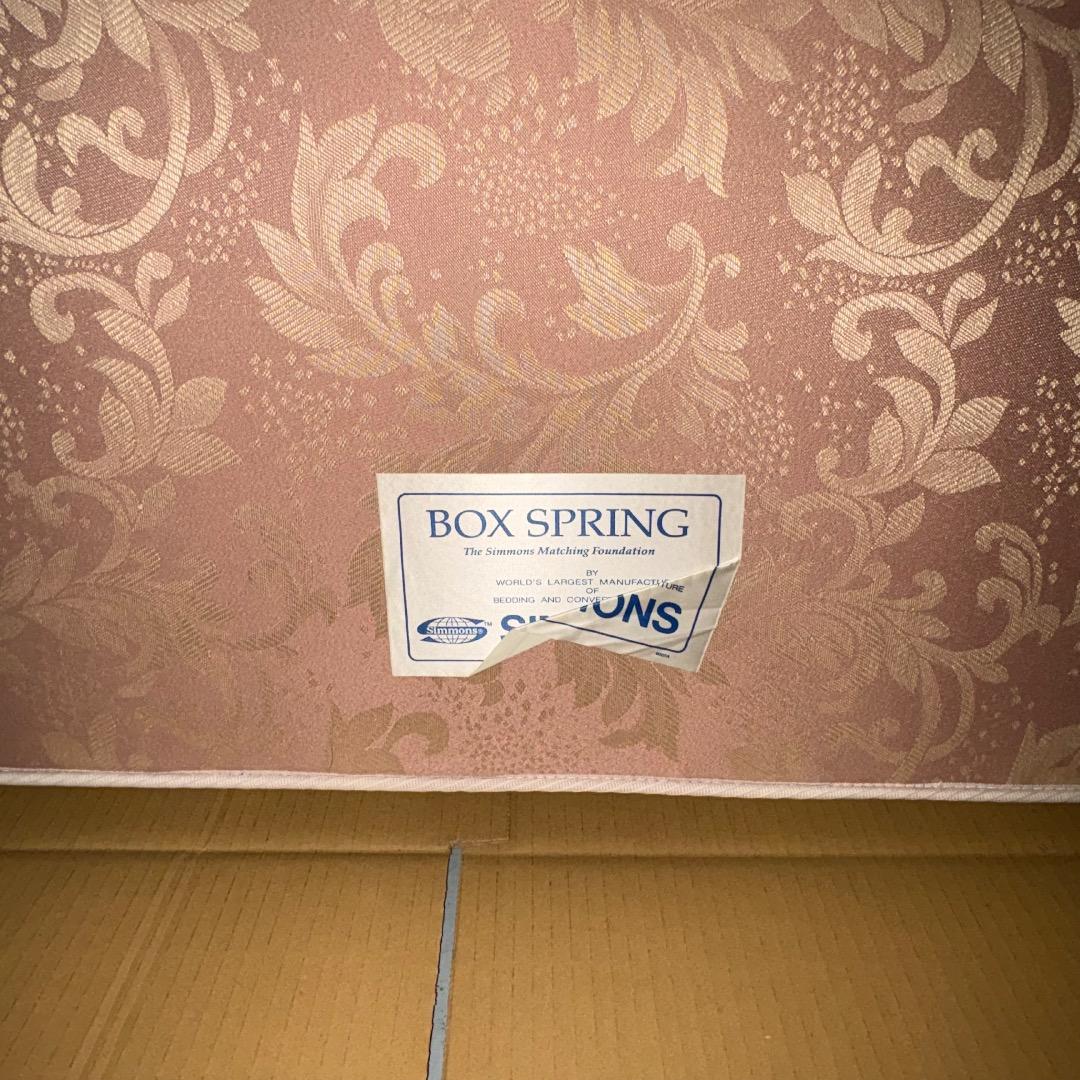SIMMONS シモンズ BOX SPRING クイーンサイズベッド②