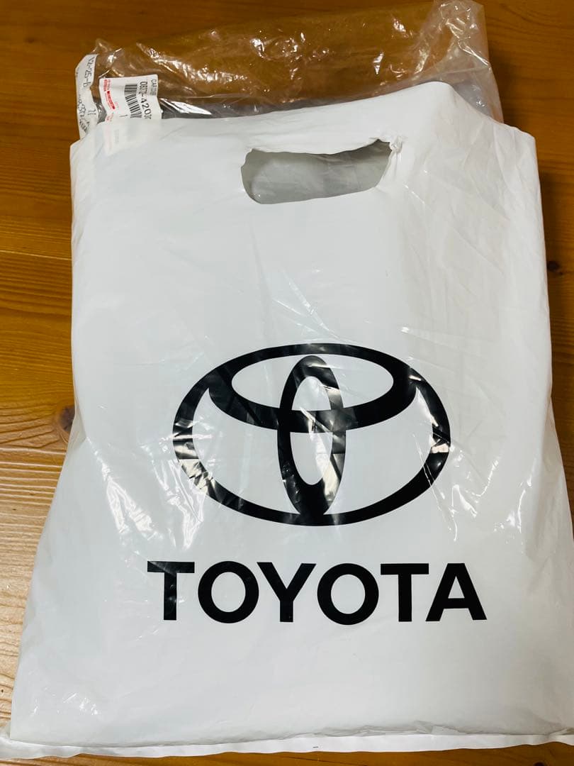 【新品未開封】　純正RAV4 車体カバーです