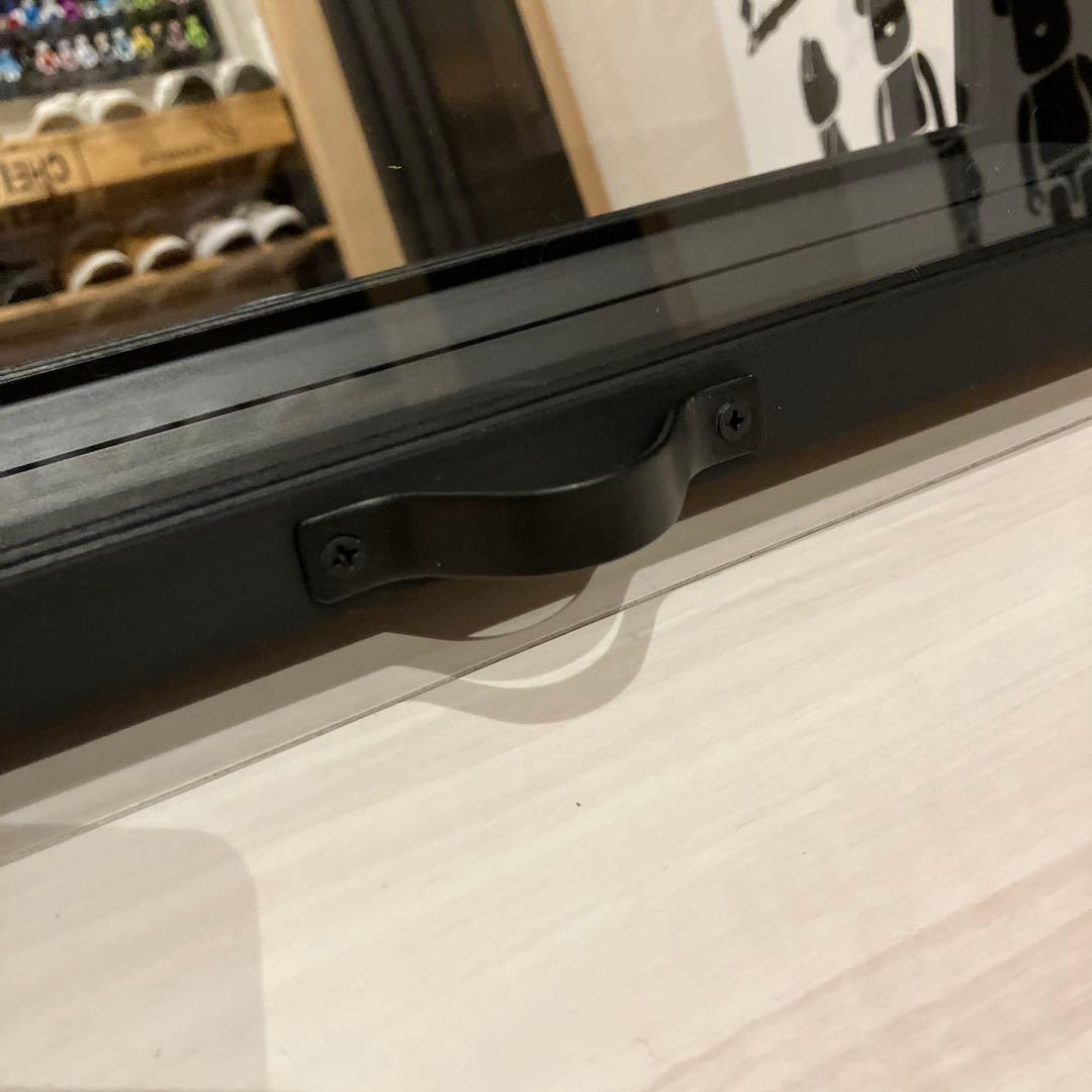 まつまつ　BE@RBRICK100％　48体収納ケース　扉付　ベアブリック