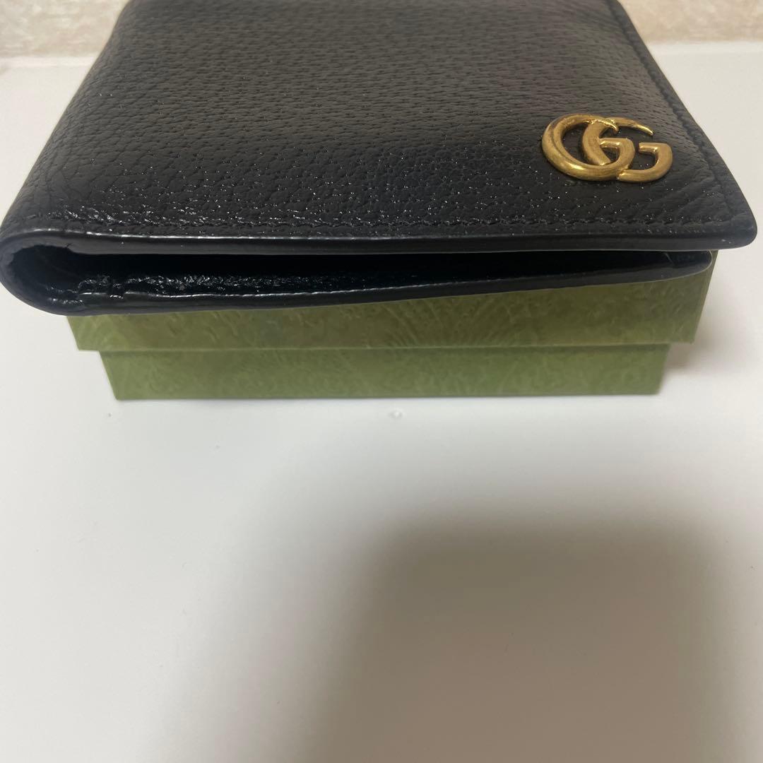 mmaj　GUCCI 二つ折り財布