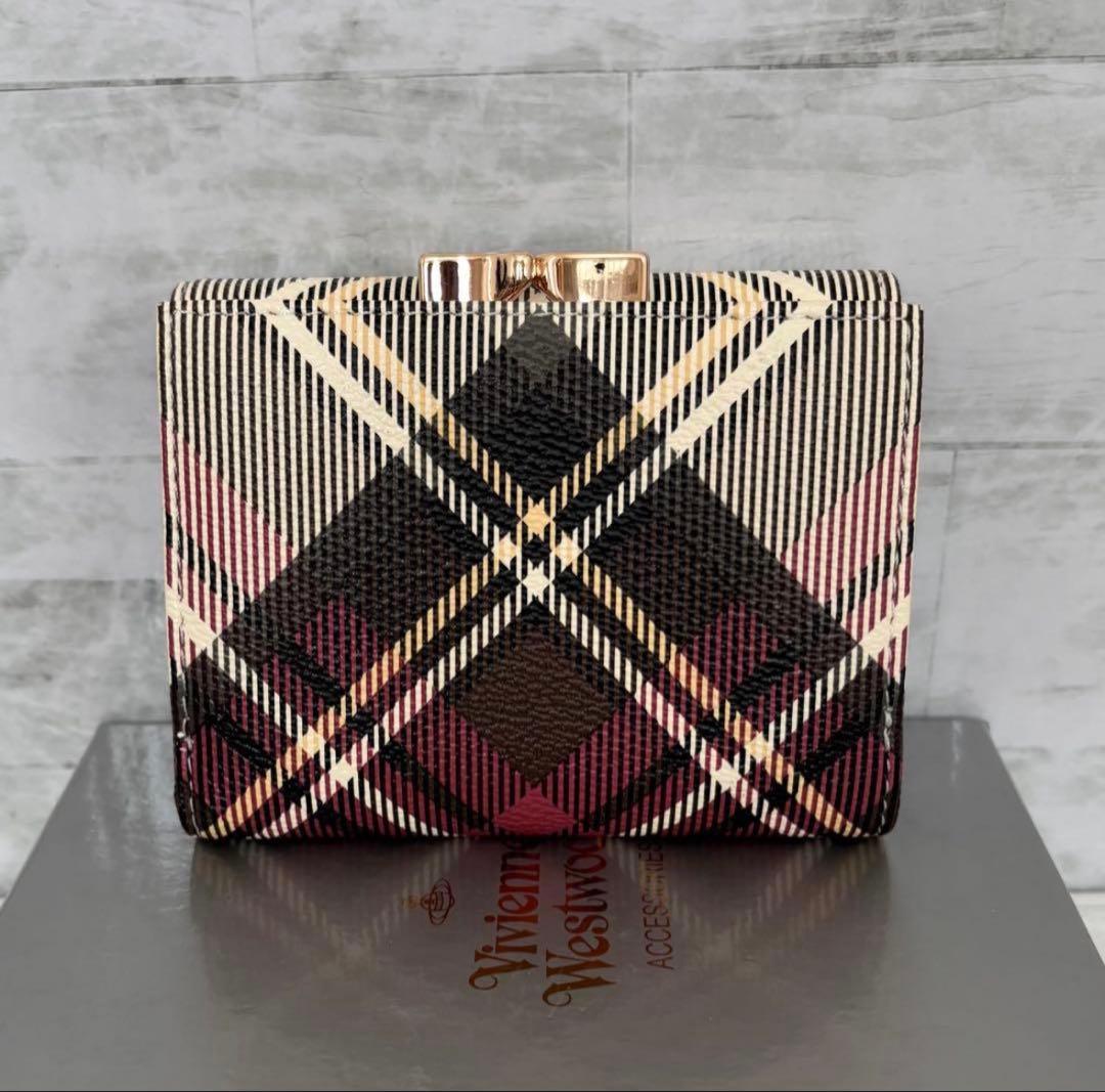 人気モデル！vivian westwood 三つ折りスモールフレームウォレット