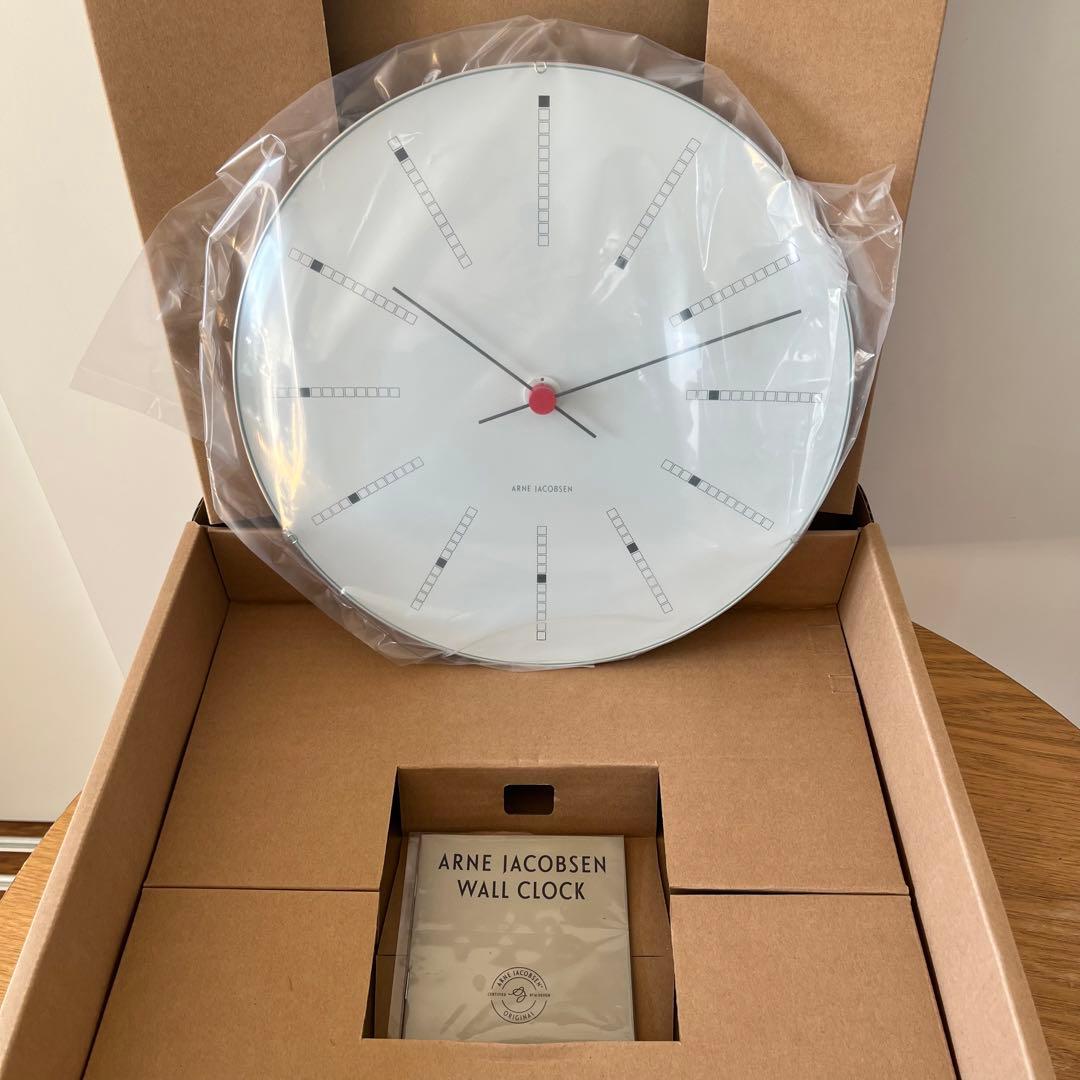 【新品】アルネヤコブセン バンカーズ ウォールクロック ホワイト　290mm