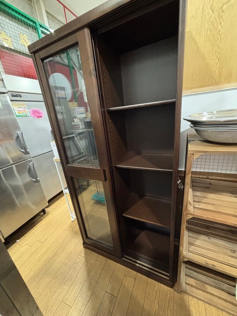 T74 ダークブラウン ガラス扉 本棚
