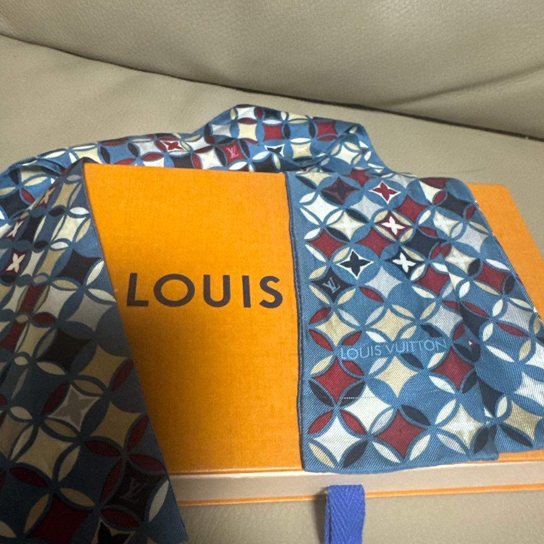 ⬛︎ルイヴィトン⬛︎ LOUIS VUITTON バンドー　シルクスカーフ