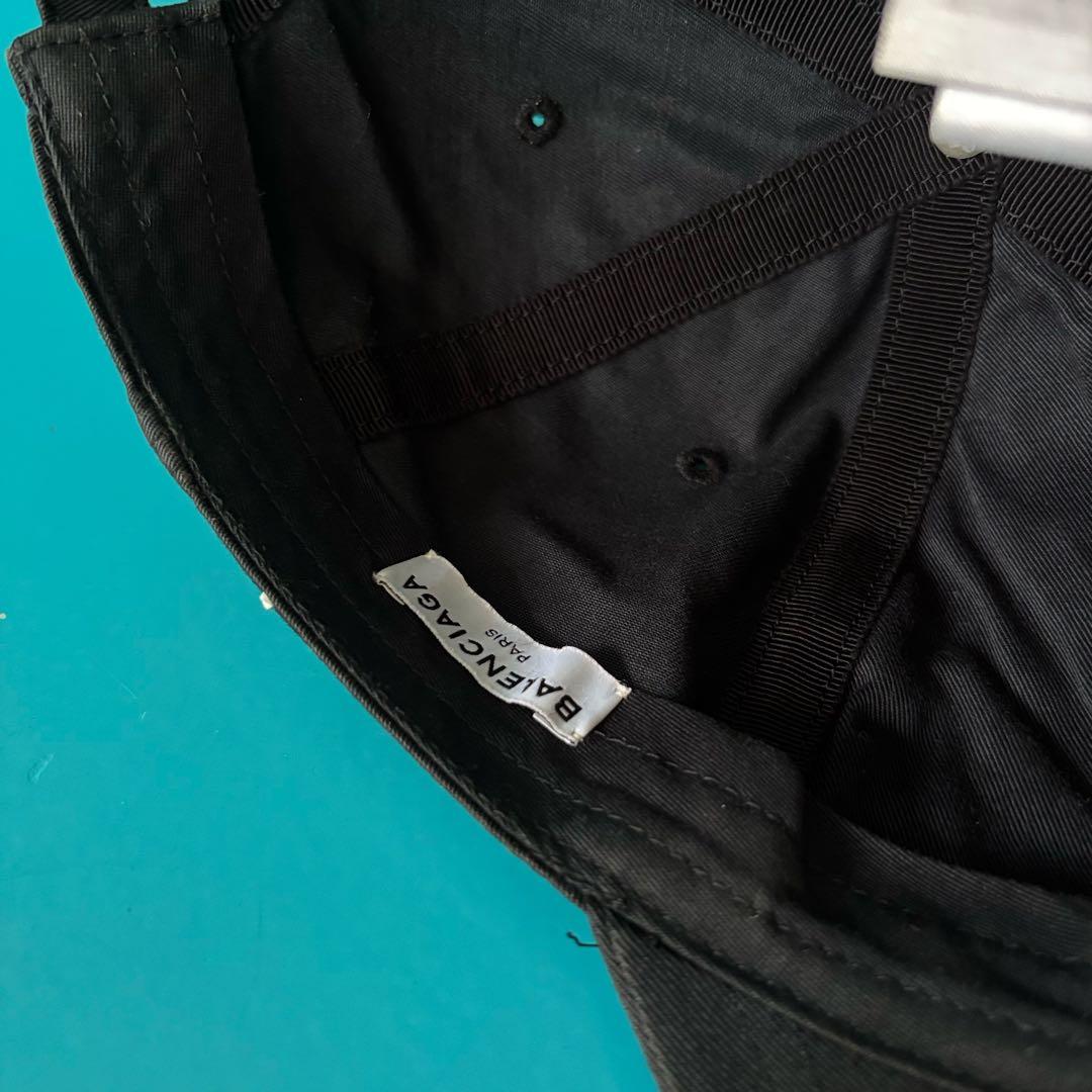 BALENCIAGAバレンシアガ　ブラック ベースボールキャップ　A18