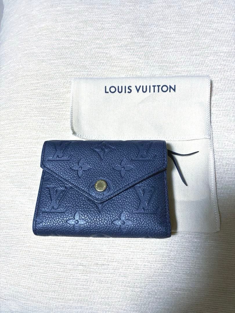 LOUIS VUITTON ポルトフォイユ ヴィクトリーヌ　ネイビー
