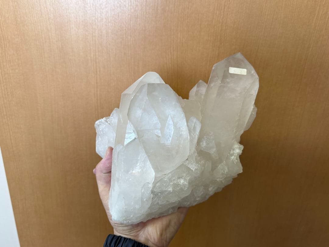 tomokazuです 水晶　クラスター　5188g
