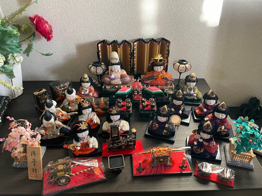 アンティーク木目込十五人飾り　コンパクトサイズ雛人形　清峯作