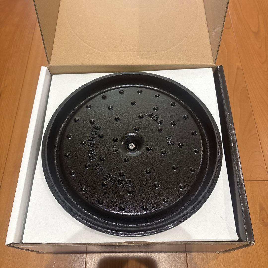 m*m様 新品未使用品 staub Cocotte Ronde 24cm ブラッ