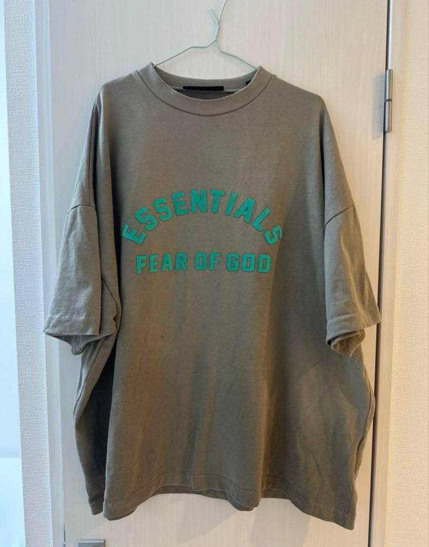 ESSENTIALS Tシャツ　FEAR OF GOD セットアップ
