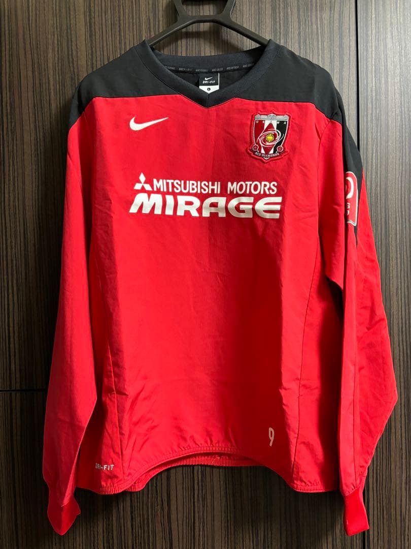 浦和レッズ　ビステ上下