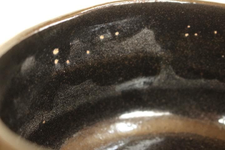 楽吉左衛門　九代「了入」黒茶碗／裏千家　十四代「淡々斎」極め　銘『寒菊』共箱付属