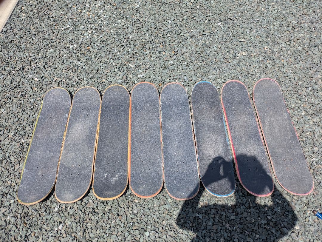 スケートボードデッキ 　廃デッキ　トラック　ウイール