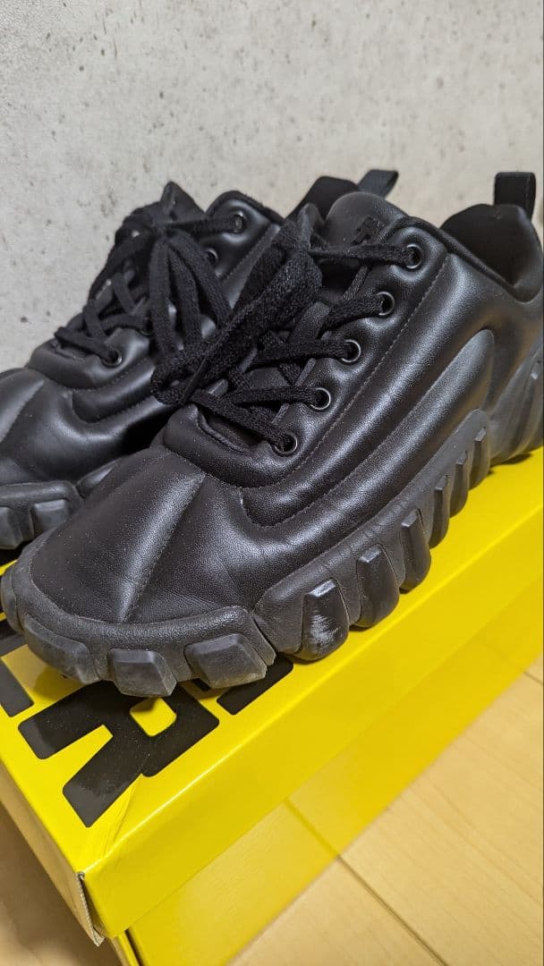 靴 Onitsuka Tiger DENTIGRE PUFF 2.0