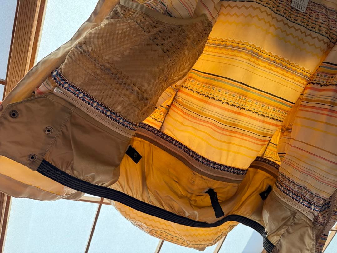 BURTON LIVINGLINING スノーボードウェア Mサイズ ベージュ