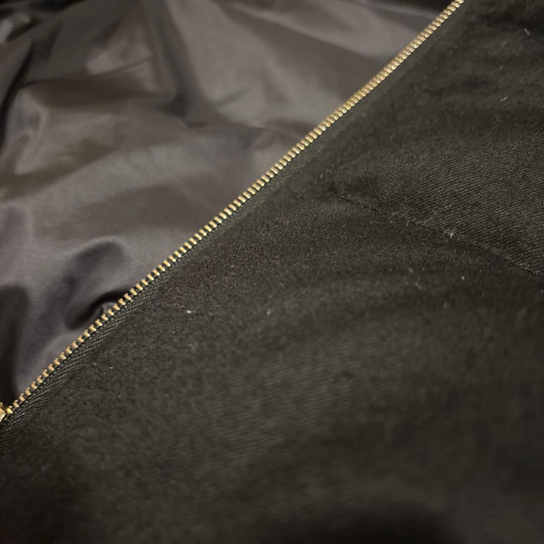 １６日まで値下げ！！ TATRAS ブラックダウンベスト ファー付き