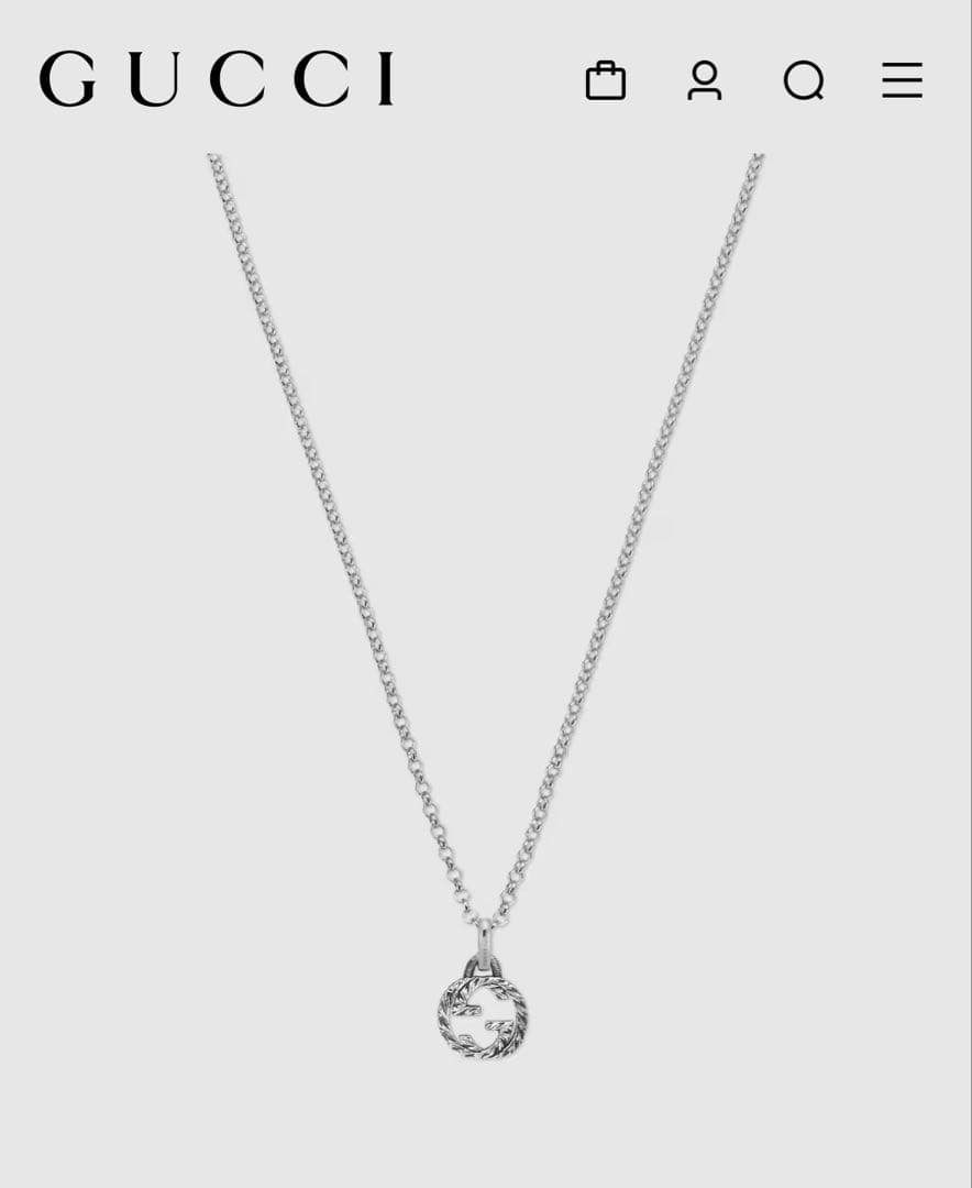 GUCCI ロゴ　ペンダントネックレス