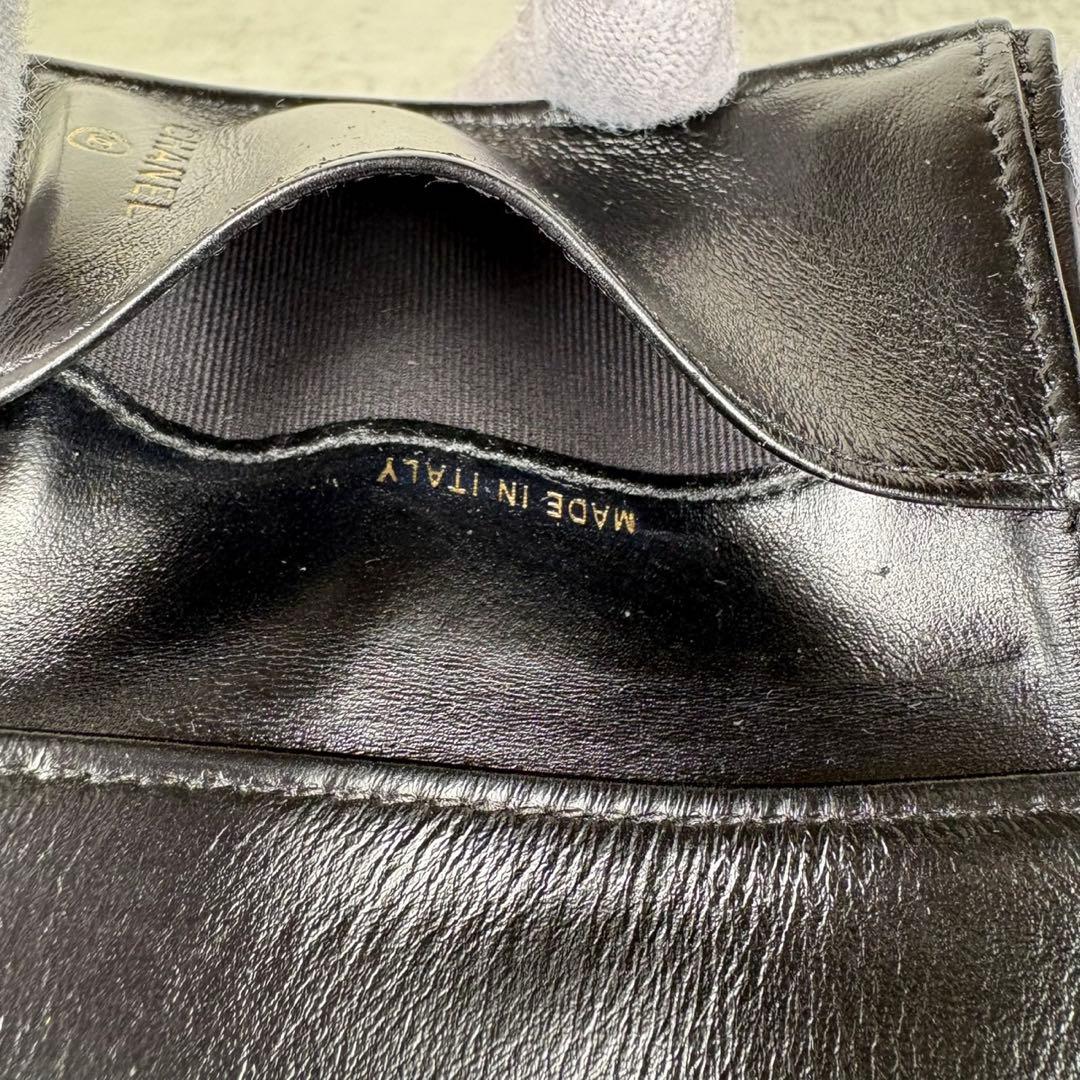 CHANEL ボーイシャネル　キャビアスキン　三つ折り　財布　ケース
