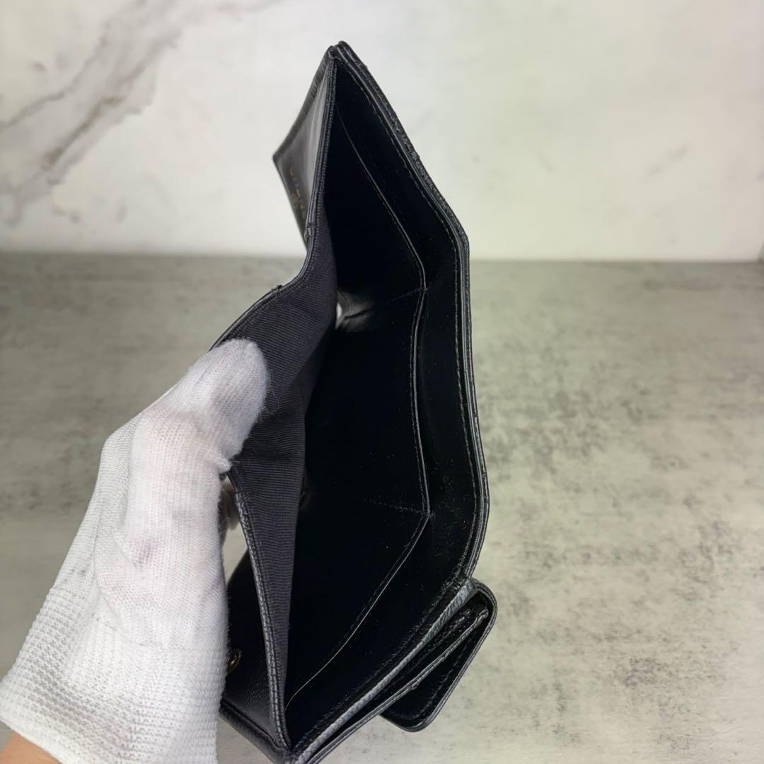 CHANEL ボーイシャネル　キャビアスキン　三つ折り　財布　ケース