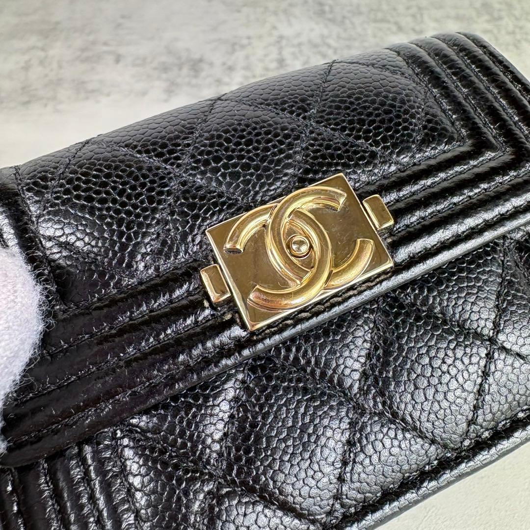 CHANEL ボーイシャネル　キャビアスキン　三つ折り　財布　ケース