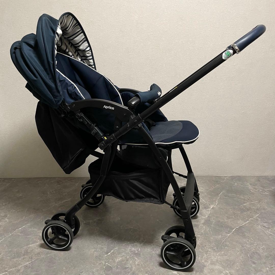 アップリカ ラクーナクッションAB レザーハンドル ベビーカー 対面式