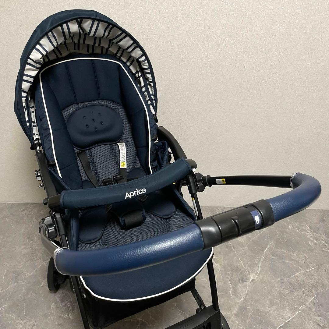 アップリカ ラクーナクッションAB レザーハンドル ベビーカー 対面式