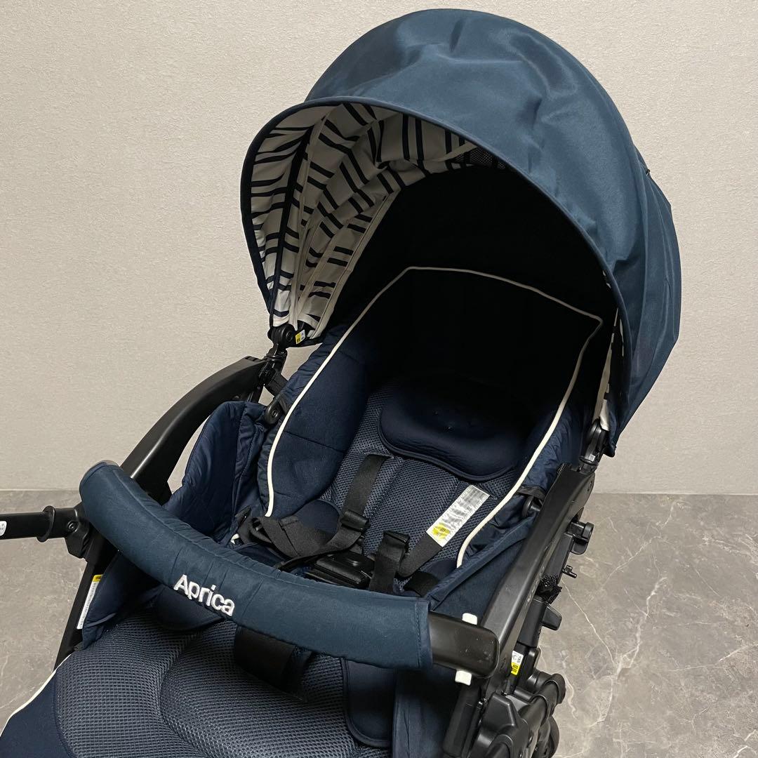 アップリカ ラクーナクッションAB レザーハンドル ベビーカー 対面式