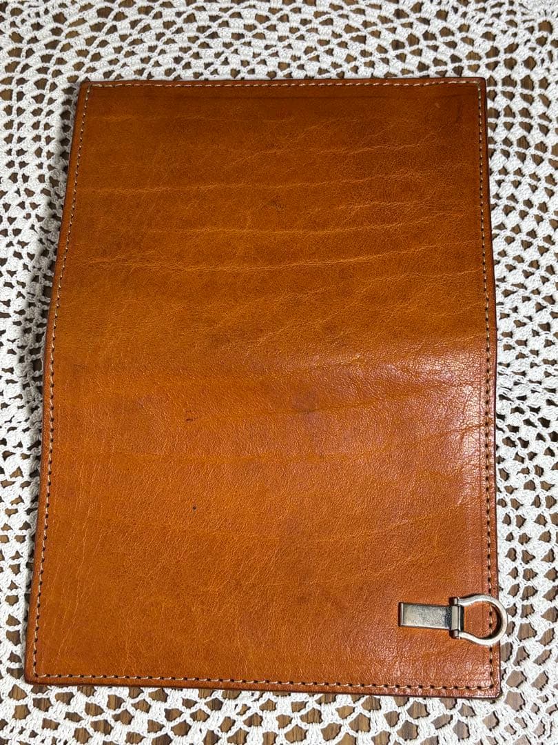 ISAMU KATAYAMA BACKLASH レザーウォレット バイソン