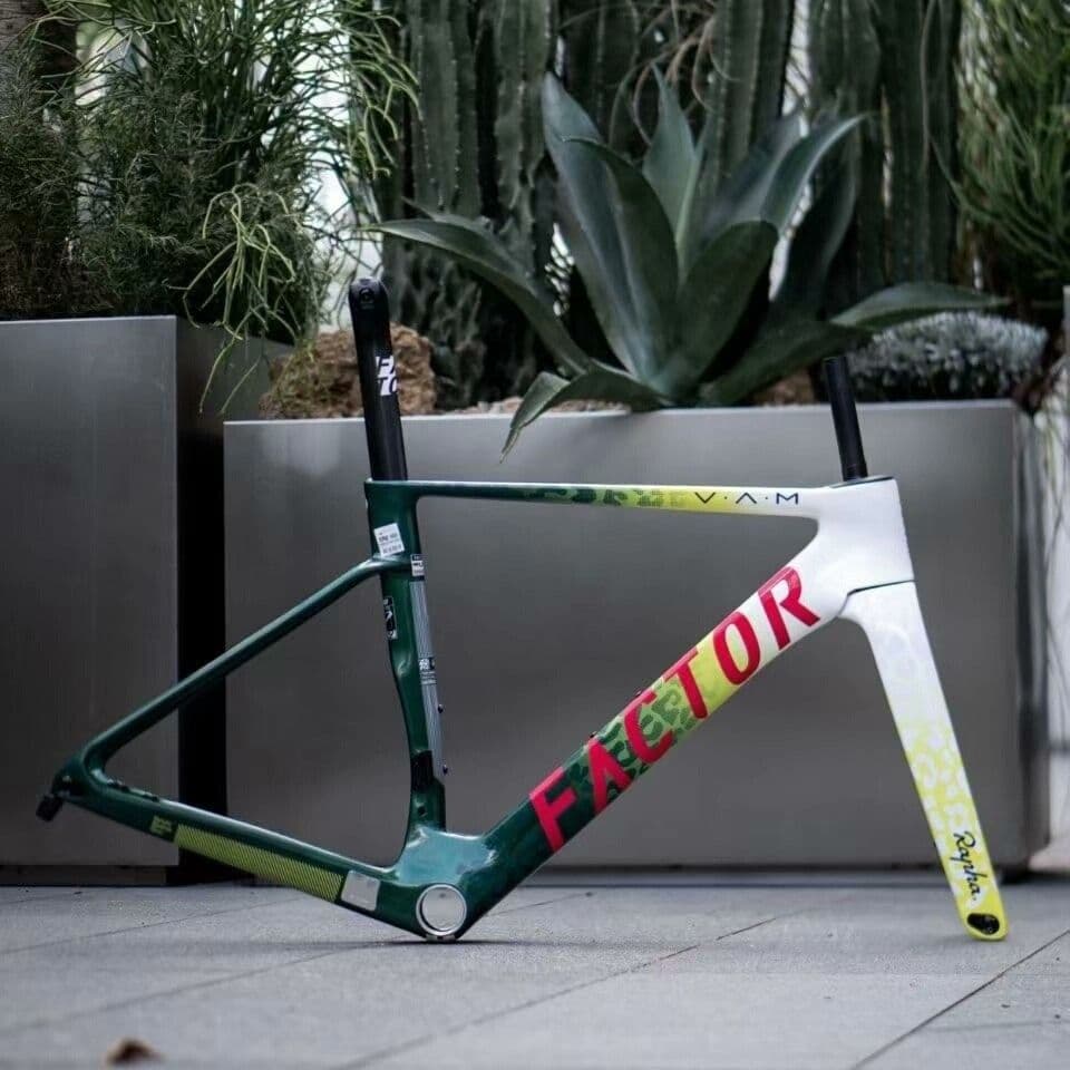 FACTOR OSTRO VAM 2.0 TEAM AMANI×RAPHA 新型