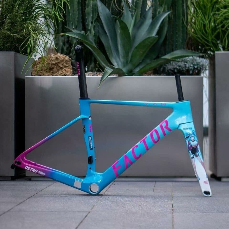 FACTOR OSTRO VAM 2.0 TEAM AMANI×RAPHA 新型