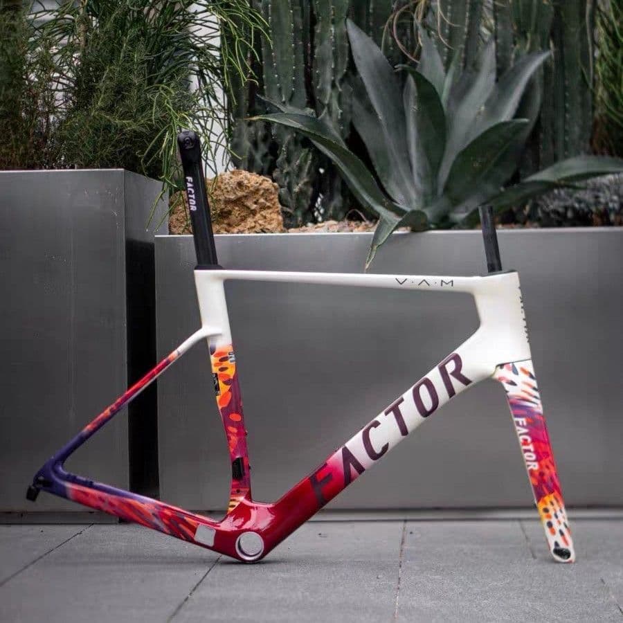 FACTOR OSTRO VAM 2.0 TEAM AMANI×RAPHA 新型