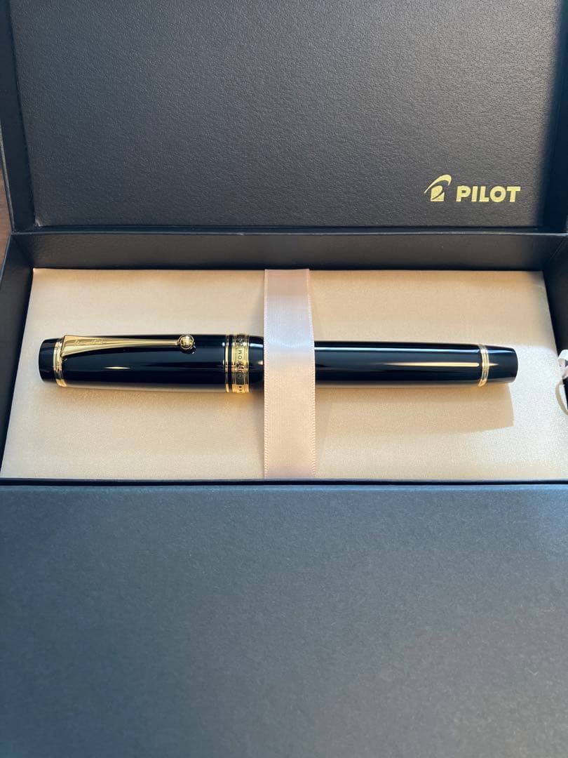 カスタムウルシ