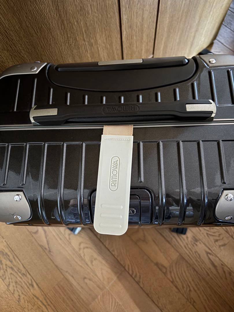 連休中セール RIMOWA リモワ エッセンシャル キャビン　説明文写真追記