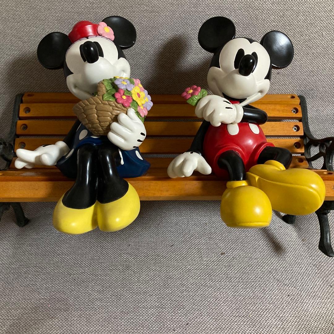 ディズニー　ビッグフィギュア　ミッキー ミニー