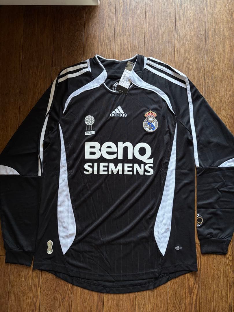 レアル・マドリード 03/04 新品 ヴィンテージ ユニフォーム 黒adidas