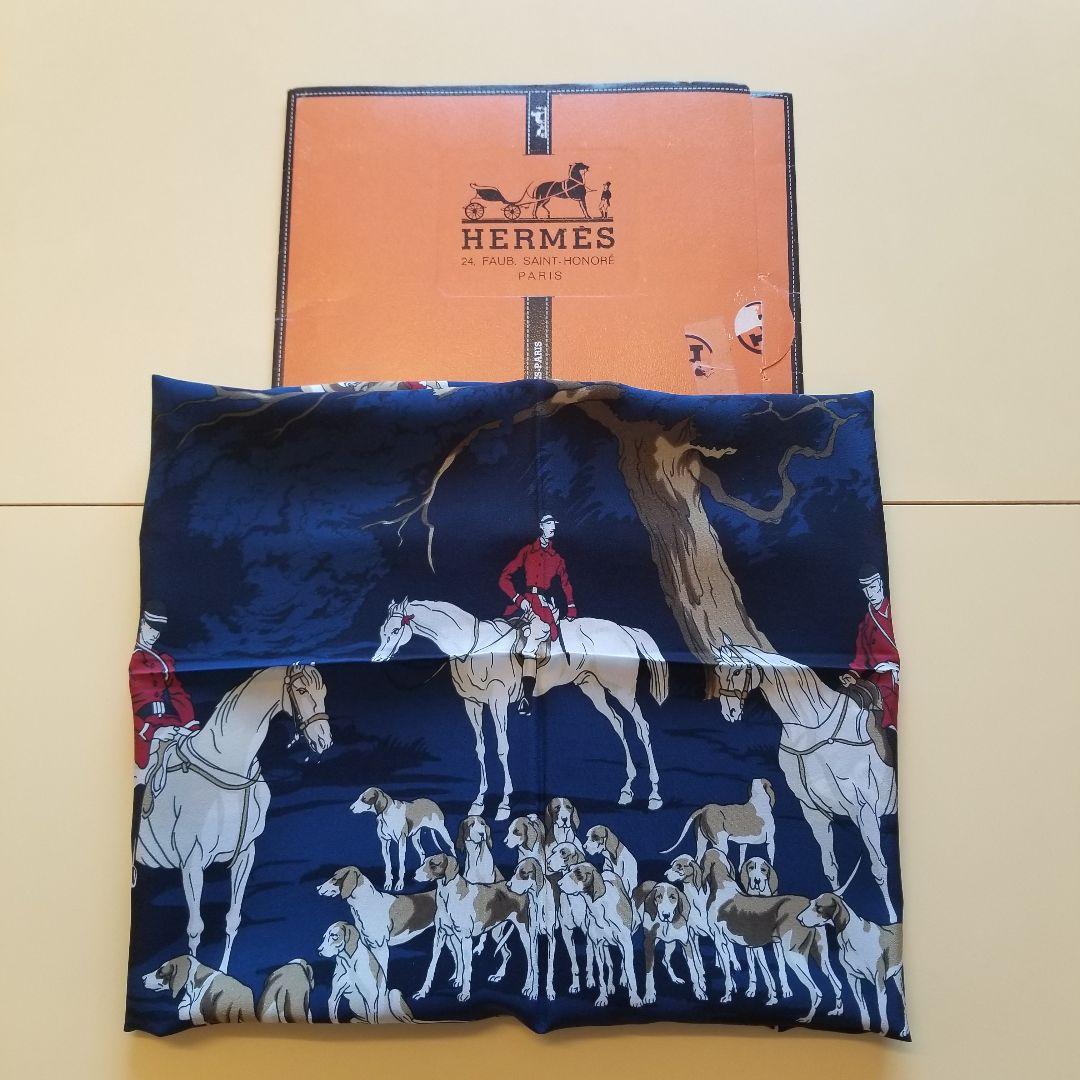 新品　エルメススカーフ