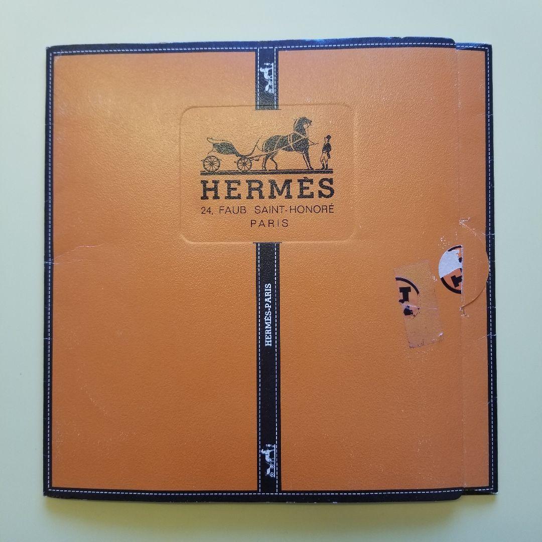 新品　エルメススカーフ