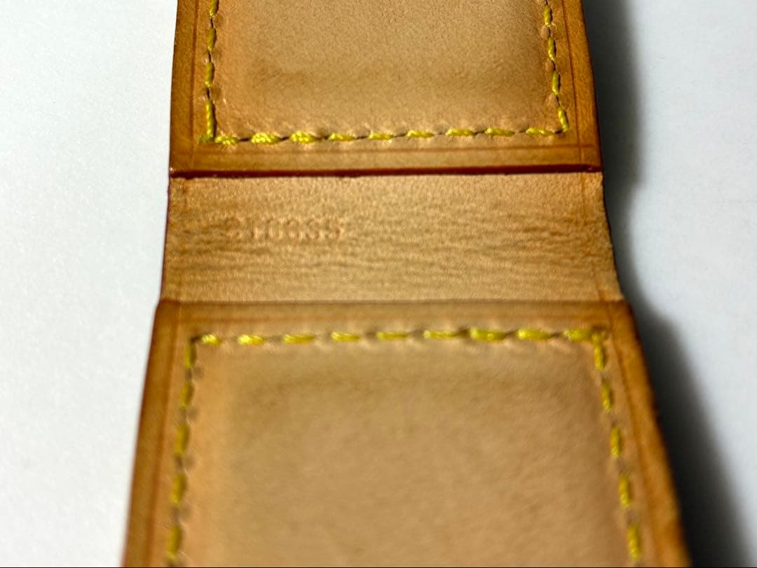 ルイ・ヴィトン　ヌメ革　マネークリップ　パンス・ア・ビエ