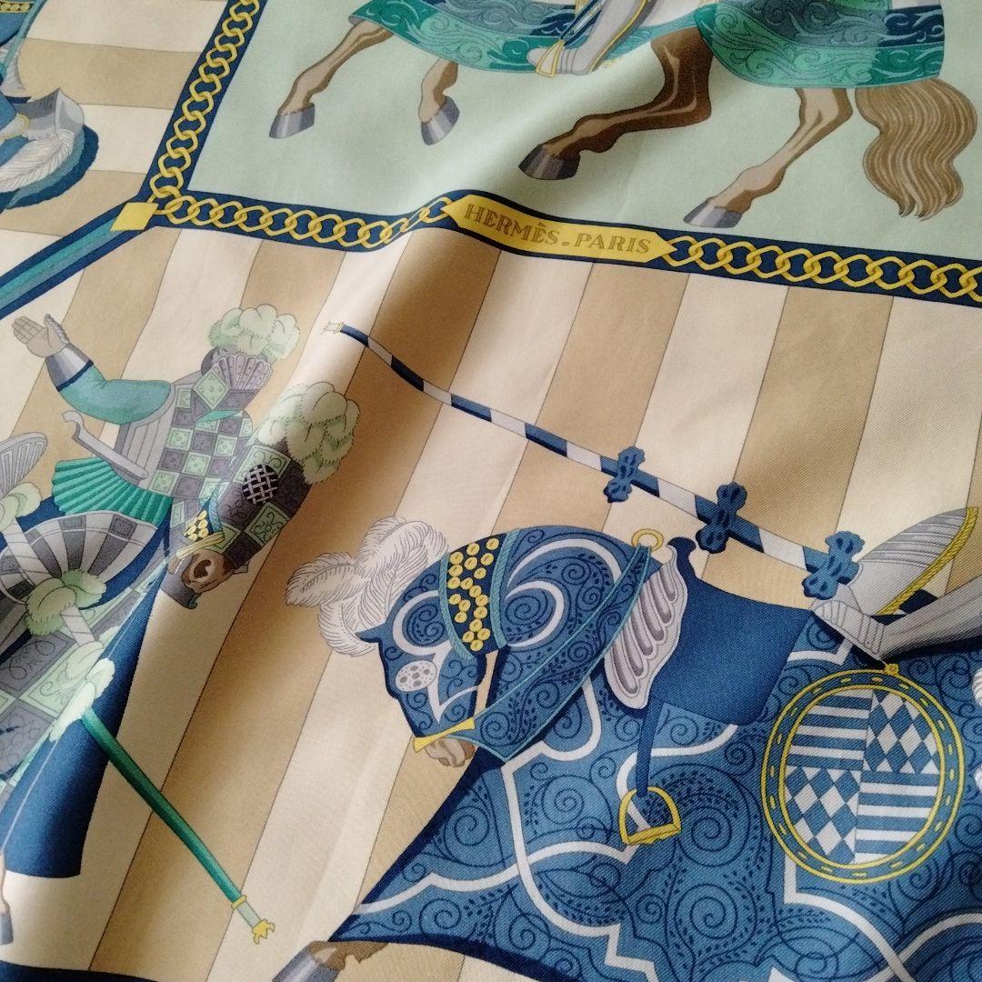 HERMES♦︎大判シルクスカーフ♦︎カレ90