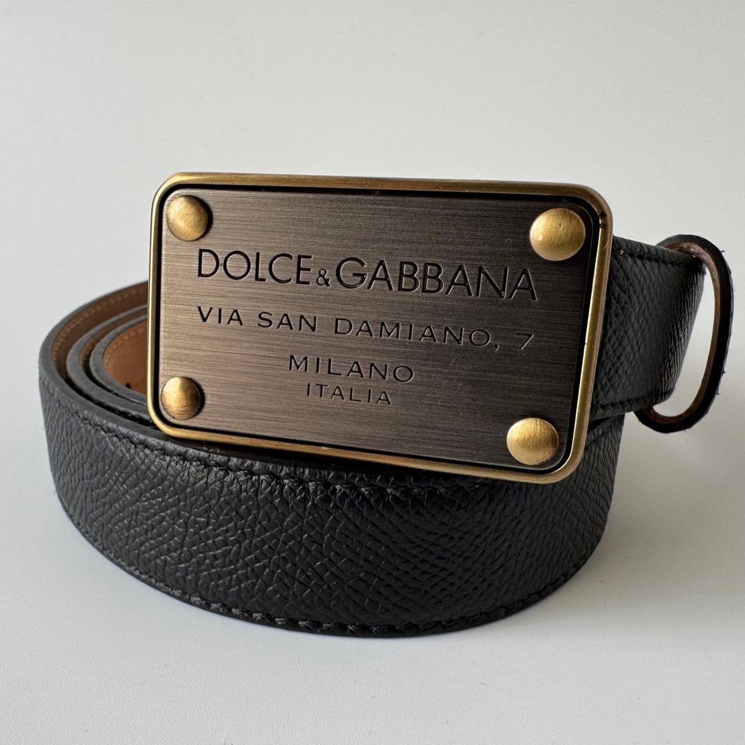 【極美品】ドルチェ&ガッバーナ ベルト ゴールドプレート メンズコレクション 黒