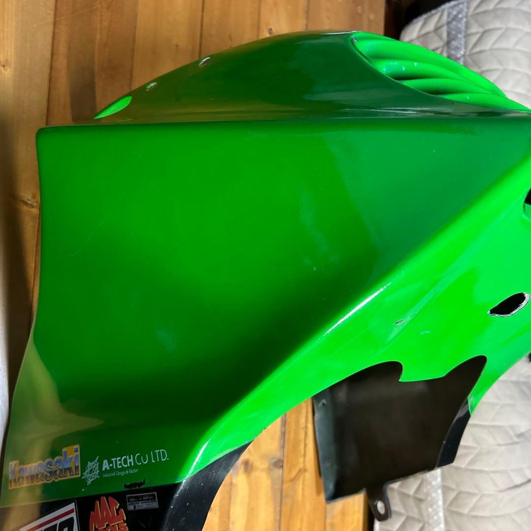 GPZ900R FRP製 ルーバー付アッパーカウル 1102