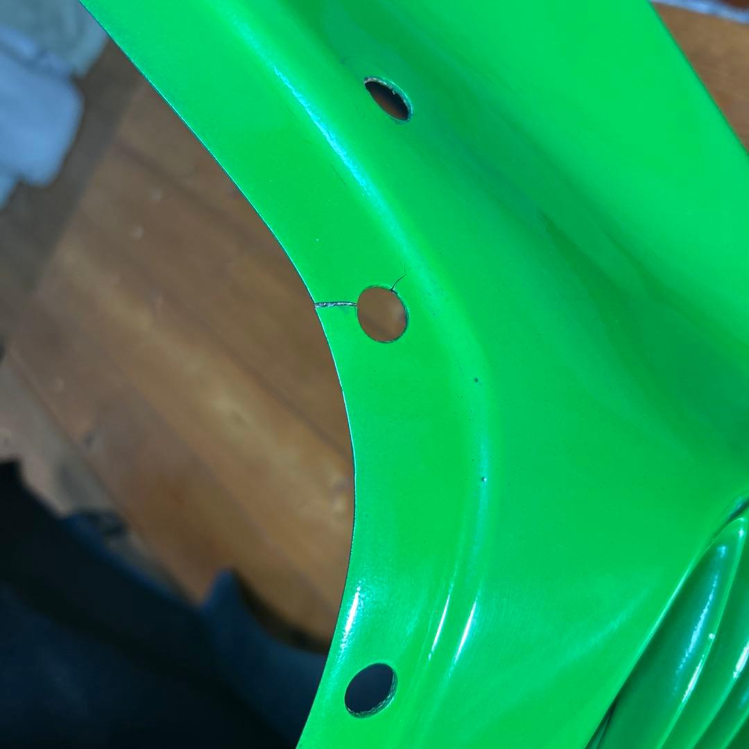 GPZ900R FRP製 ルーバー付アッパーカウル 1102