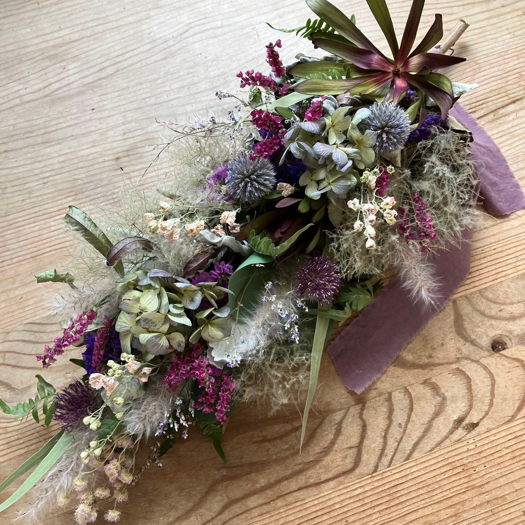 リューカデンドロンとルリタマアザミのアンティークな2Wayガーランド 紫陽花