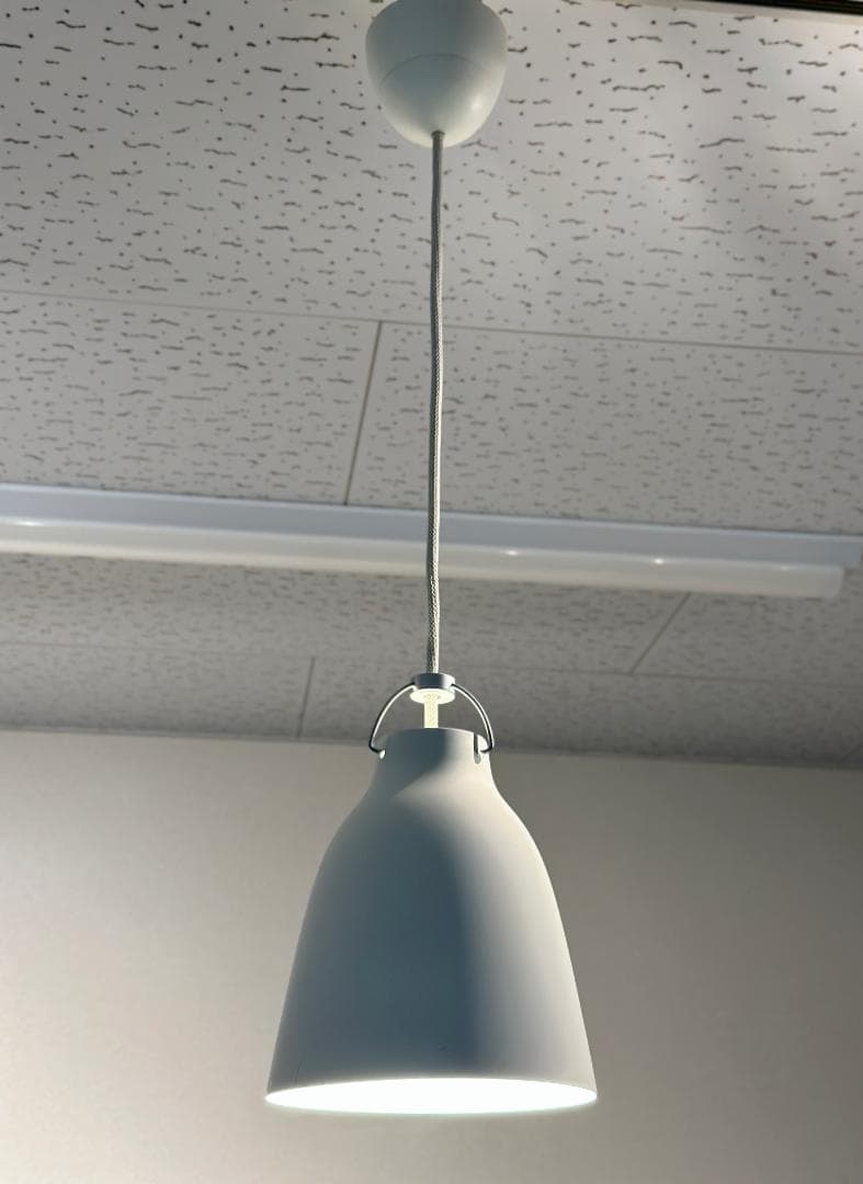 フリッツ・ハンセン■カラヴァッジオ　ペンダントランプP1　直径16.5　ホワイト