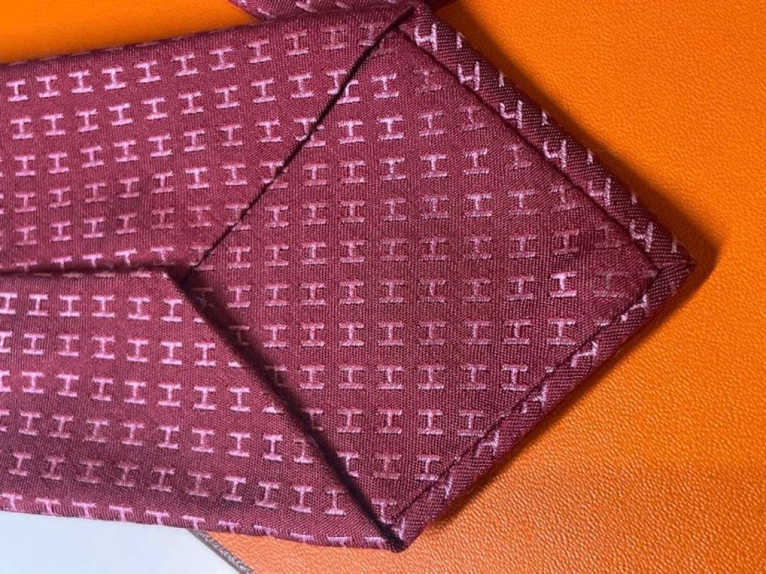 【極美品】HERMES バーガンディ H総柄ネクタイ　結婚式向け